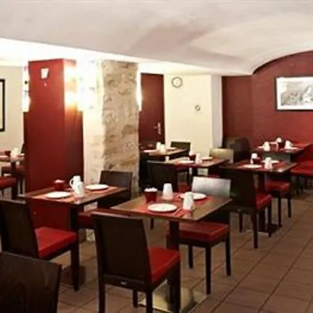 New Lafayette Hotel 4*