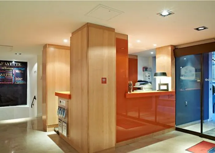 New Lafayette Szálloda Párizs