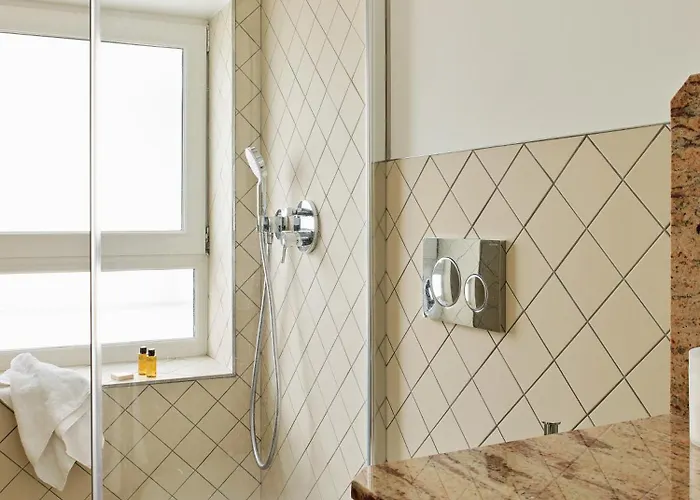 Szálloda New Lafayette 4*