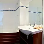 New Lafayette Hotel 4*