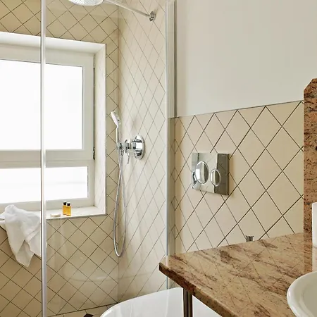 Hotel New Lafayette 4*