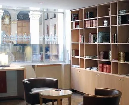 New Lafayette París